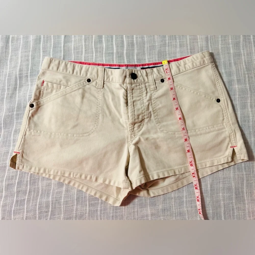 Abercrombie‎ & Fitch Shorts Womens Size 6 Beige Casual Button Fly Flap Pockets